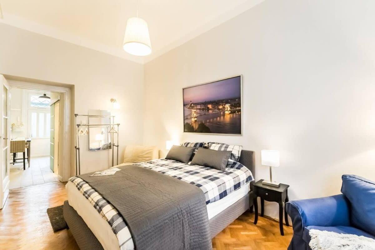 Perfectly Located, Renewed And Cozy Apartment Будапешт Экстерьер фото